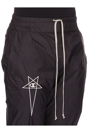 Champion X Rick Owens Joggers in nylon leggero nero RICK OWENS CHAMPION | CM01E1686CHNY09